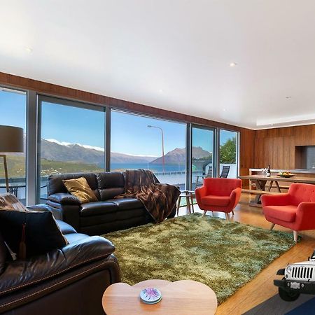 Luxe Home On The Hill كوينستاون المظهر الخارجي الصورة